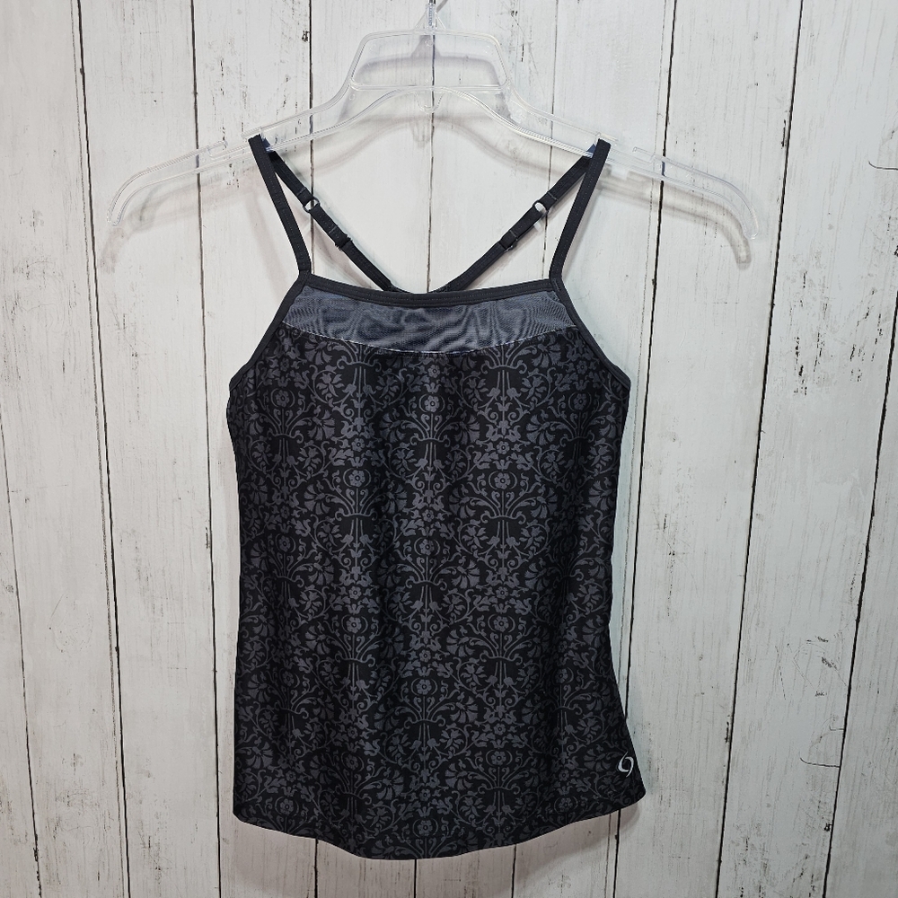 Moving Comfort Women's Black Size S 34A/B-36A Racerback Workout Tank Shelf Bra.